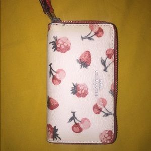 Coach wallet!!